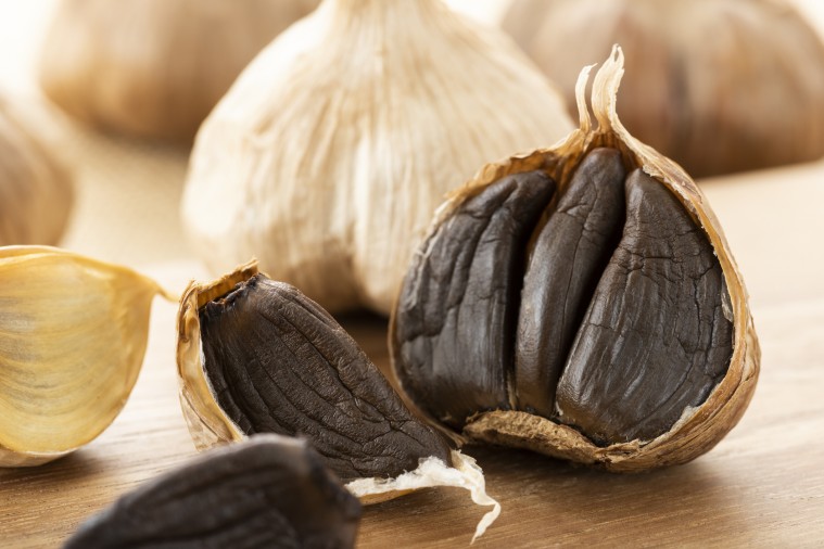 Propiedades y beneficios del ajo negro
